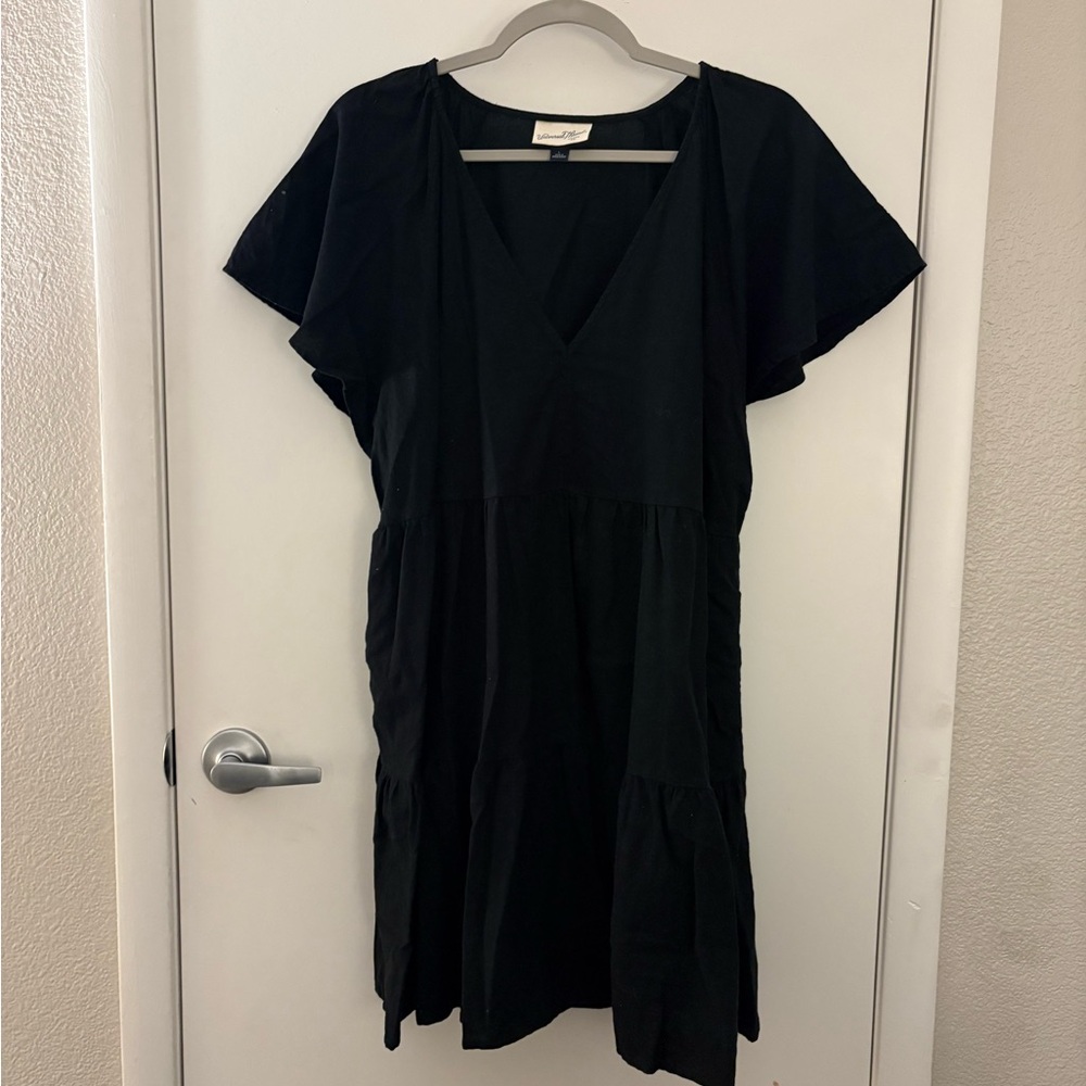 Universal Thread Black Boho Two Tier MIDI V Neck Dress Flowey with pockets SZ L